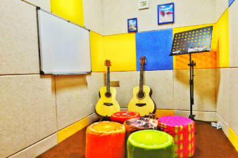 九龍坡綜合藝術培訓 聲樂、吉他、架子鼓與鋼琴課程全解析